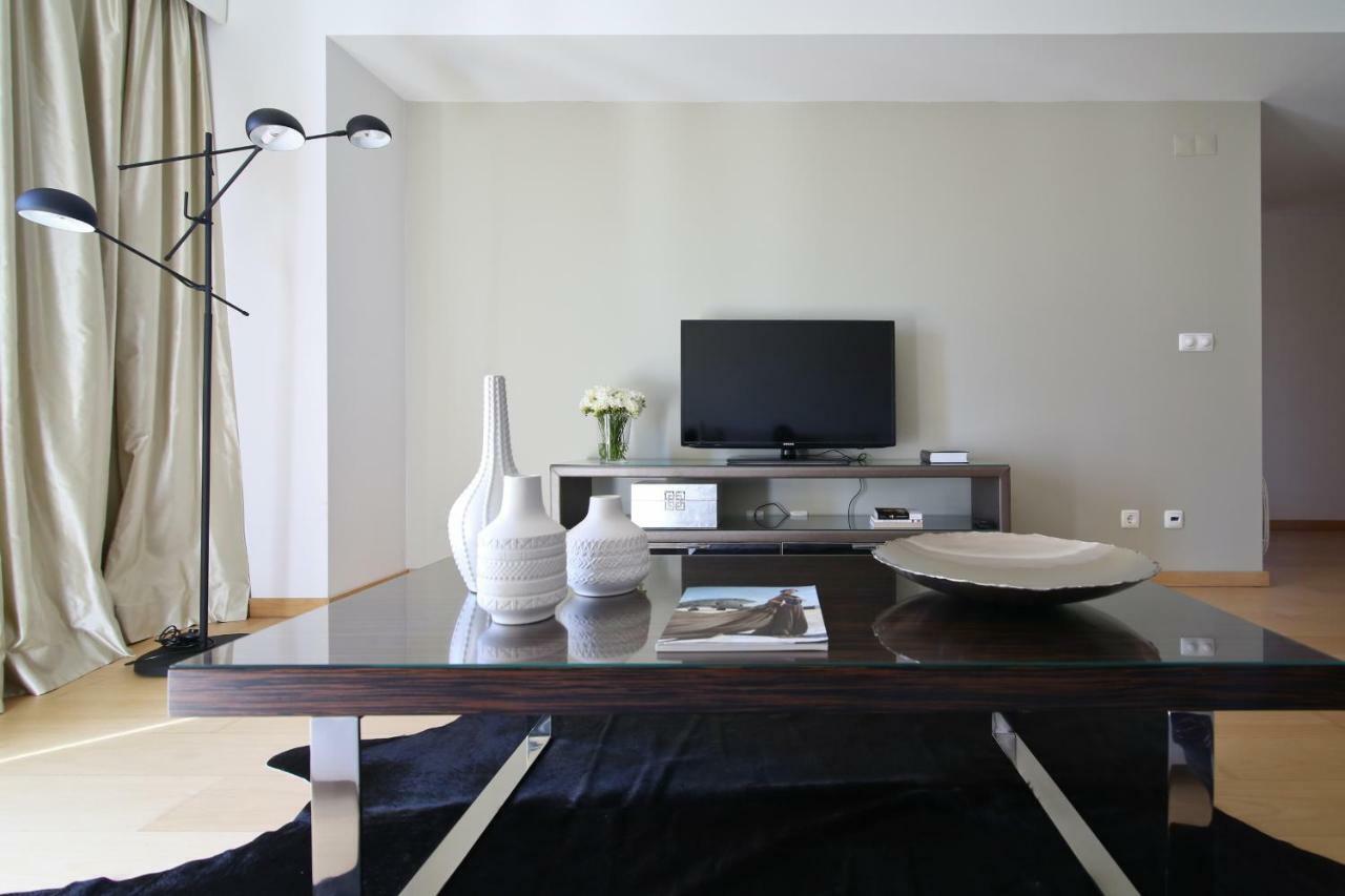 Panoramic Living